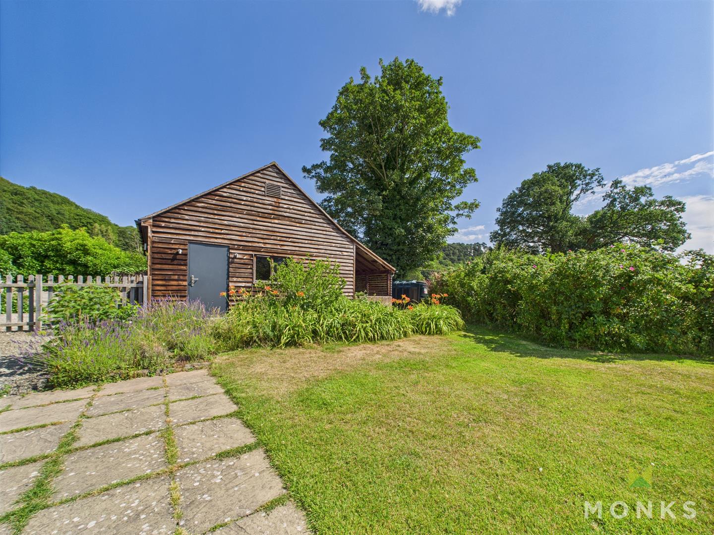 The Cottage Gooseberry Lane, Shrewsbury, SY4 3BB SSTC The Cottage Gooseberry Lane, Shrewsbury, SY4 3BB SSTC